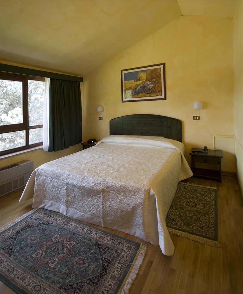 La Penisola Otel Baschi Dış mekan fotoğraf